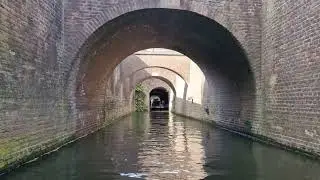 Varen over de Binnendieze.