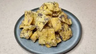 Всего 3 ингредиента. Вкусняшка к чаю.  Хворост со сгущёнкой.