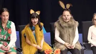 Helmut bei den Räubern - Kinder- und Jugendchor Vahrn mit der Jugendkapelle Vahrn