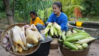 Mother and children cooking: Yummy and healthy food cooking for dinner - Cook and Eat