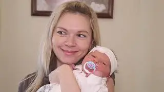 Выписка Алисоньки из роддома