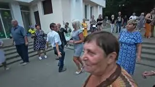 1.09.24г...Прекрасная Инночка с Виктором на танцполе... ❤️👍👍👍💕... в Гомельском парке...