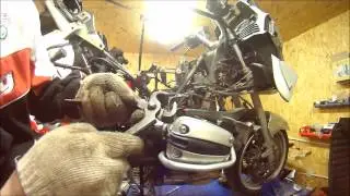R1150 Снятие и установка коробки передач