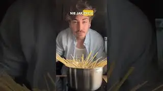 Pasta peperoni z zielonym parmezanem