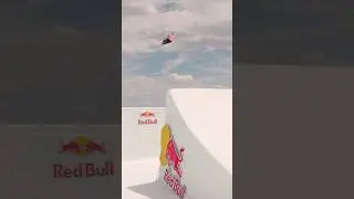 Mega-mo perfection 🤌 Brock Crouch stylin‘ at Mammoth Mountain