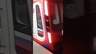 🇷🇺Отправление парадного состава 81-775/776/777 "Москва 2020 " со станции "Каховская" #бкл #мосметро
