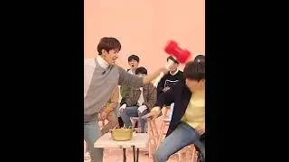 DK BEING EFFORTLESS FUNNY?ㅋㅋ😅😆DK Vs WONWOO & THE8