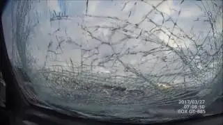Лёд разбил лобовое в Ижевске!!!