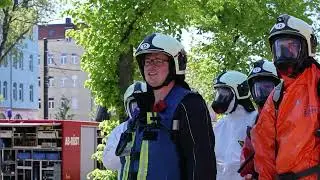 Großübung Feuerwehr und Rettungskräfte in Halle Saale