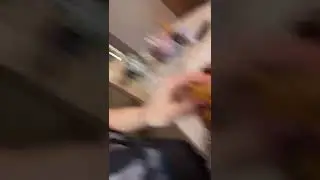 что она творит? 🤤 