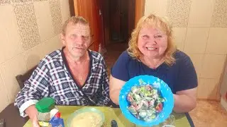 Мукбанг 🍜 Сырный суп 🧀 салат 🥦 Деловые разговоры 🙈 ЕДА из 🧲 Магнита