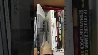 Lo scaffale fotografico della libreria tanalibripertutti