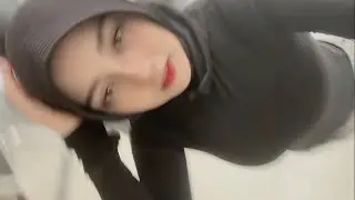 Izza Fadhilah kaos hitam🤤💦
