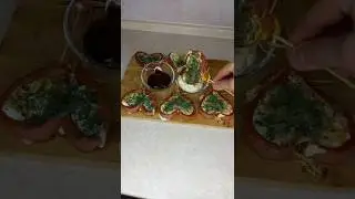 Быстрый завтрак из яиц!  Ваша вторая половина оценит. Интересный рецепт из сосисок и яиц.