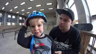 Приехали к папе на работу. Скейтпарк Смена. Катаемся и строим город BRIO.