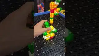 Интерактивный стол со светящимся конструктором