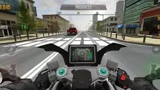 Riding the fastest bike in Traffic Rider