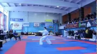 Михаил Монахов исполняет ката Канку