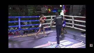 Teen muay thai face kick