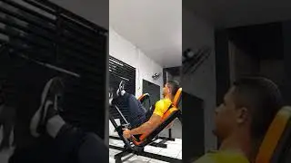 LEG PRESS 45° UNILATERAL