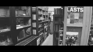I walked around a bookshop