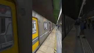 Trem da linha H do metrô de Buenos Aires
