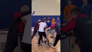 ЧТО ОН ТВОРИТ ! #armwrestling #соревнования #турнир #первенство #sports #спорт #armwrestler #devon