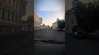 У Богоявленского монастыря. Кострома. #август2024 #trips #русскаяпровинция #volgalife #car #музыка