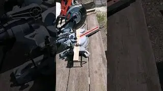Торцовочная пила: Black Decker год в работе.