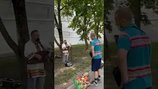 Сергиев Посад у стен древней Лавры.