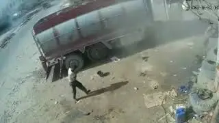 Вот вам  шиномонтаж в домашних условиях