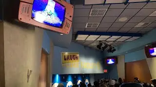 Disney world! Laugh floor!
