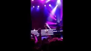 Ivete Sangalo- Não Precisa Mudar- Bloco Segura a Seringa