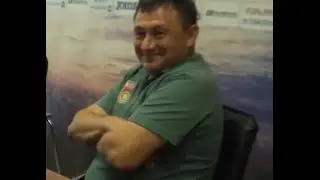 Пьяный пресс-аташе ФК Уфа с девочками