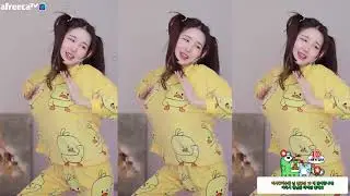 BJ Ahrum dancing to T-ara  - Number Nine