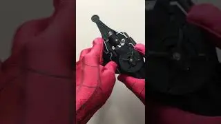 SPIDERMAN WEB SHOOTERS THAT CAN SHOOTS #shorts