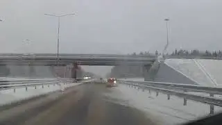 Авария, занесло на трассе М11  04 01 2020