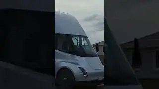 TESLA SEMI