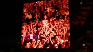 bon jovi live in athens 2011 intro and raise your hand & you give love a bad name