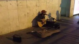 Tel Aviv Street Singer