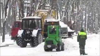 уборка снега в Парке Горького Харьков