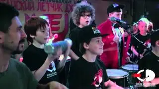 Enjoy Drumming kids