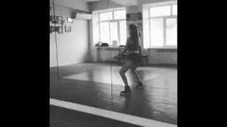 THE TWERK !!! стиль Тверк танец. девочка класссно двигает попкой!