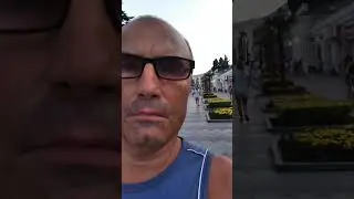 турист рекомендует набережную Ялты