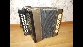 Починили гармонь Хромку. Своими руками в домашних условиях.