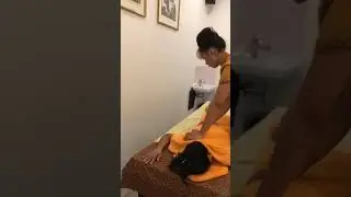 How to give Thai hot oil  massage? Full body massage.