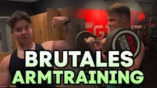 BRUTALES ARMTRAINING MIT FOODLONG INTUS