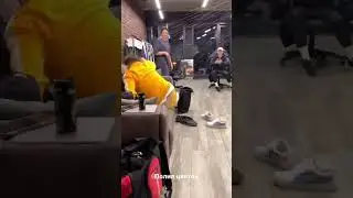 Полил цветок 😂