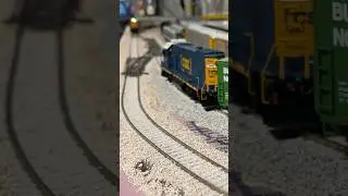 Two CSX GPs pass each other #trains #train #railroad #csx #modeltrains