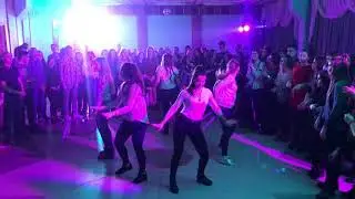Она горит на танцполе! 🔥 Team “Don’t stop the music”!